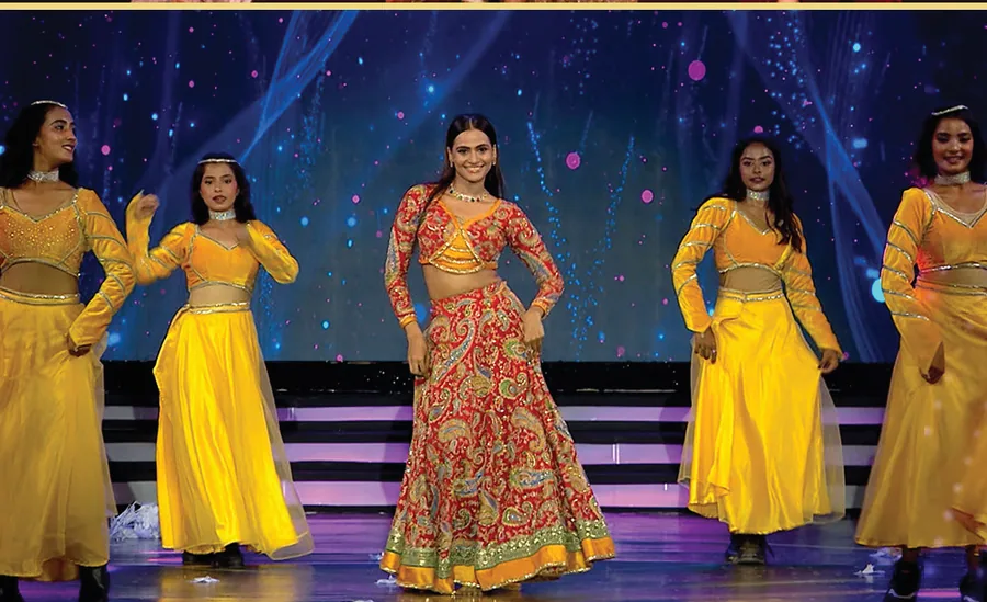 Live performance at a Chittara event